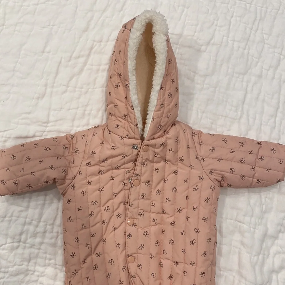 Zara Pink Baby Snowsuit - Picture 2 of 6